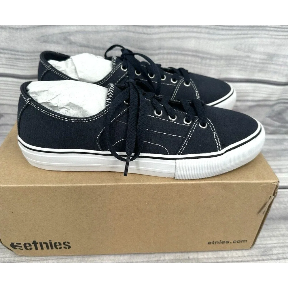 ETNIES RLS CANVAS SKATE SHOES Women's Size 6.5 NAVY BLUE  NEW IN BOX!!‎